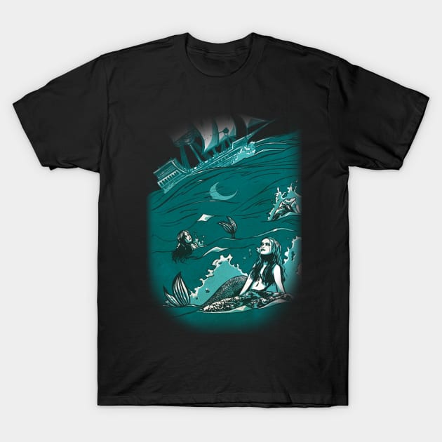 Pisces T-Shirt by allee